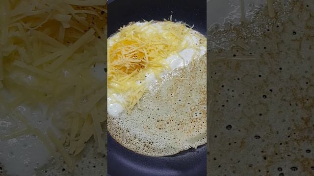 Блины с яйцом и сыром. Даже не успела попробовать!
