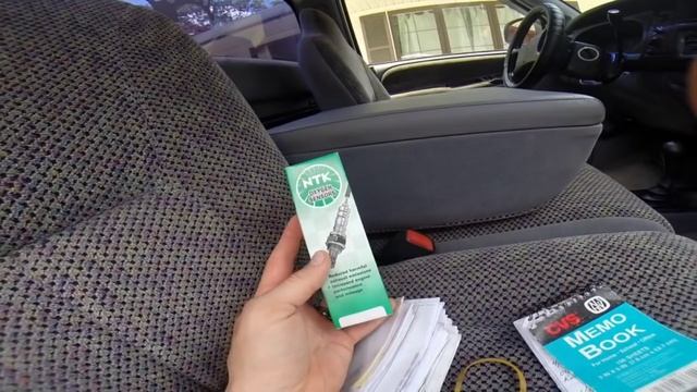 1998 Dodge Ram 1500 5.2L upstream O2 sensor install and removal смотреть онлайн