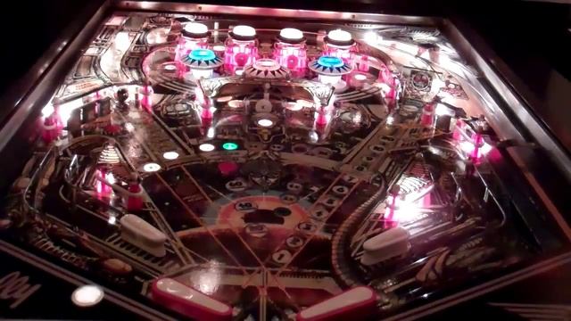 Space Invaders pinball machine Bally 1980 for sale. -SOLD смотреть онлайн