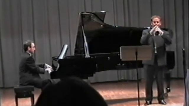 1/2 Obra para Trompeta y Piano de Sanchis Chapa. Interprete: Ernesto Chuliá. смотреть онлайн