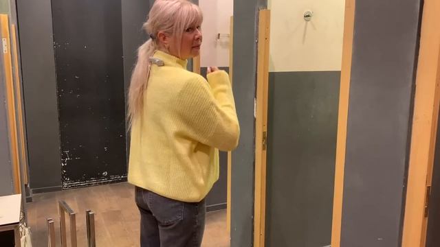 ШОПИНГ НА НОВЫЙ ГОД, ВЫБИРАЮ СЕБЕ ЗИМНИЙ КОСТЮМ В МАНГО, ПОЛУЧИЛИ ОТЛИЧНЫЙ ТОВАР / АРИНА БЕЛАЯ смотреть онлайн