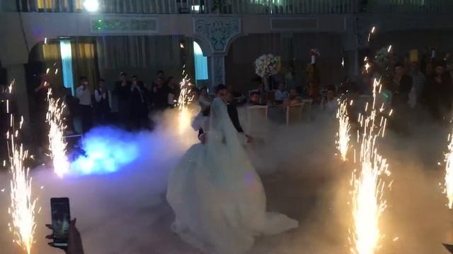 Холодные фонтаны на свадебный танец смотреть онлайн