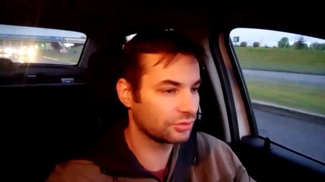 Чаевые в такси. Кто сколько оставляет. И сколько в среднем за смену. смотреть онлайн