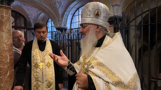 Слово архимандрита Амвросия после молебна с пением акафиста св. Амвросию в базилике Сан Амброджио смотреть онлайн