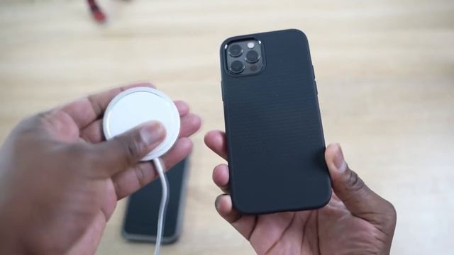 COMPREI UM IPHONE 12 PRA VER SE ERA RUIM MESMO E ME SURPREENDI смотреть онлайн