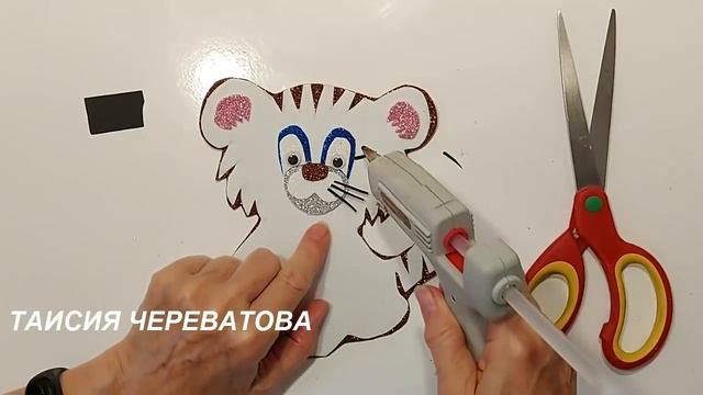 НЕРЕАЛЬНО КРУТАЯ ИДЕЯ к году ТИГРА!ОБАЛДЕТЬ:2 втулки и 1диск! Смотри!DIYподарки поделки на новый го смотреть онлайн