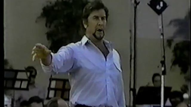 OPERA IN THE PARK - SHERRILL MILNES смотреть онлайн