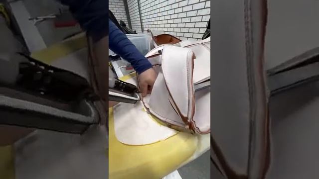 Перетяжка салона Mini в Автоателье SealAuto смотреть онлайн