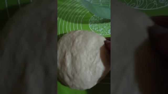 Ужарела, расстегнулась.