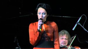 Наталья Михайлова -  Дни за днями катятся (С. Покрасс – П. Герман)