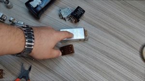 РАДИОДЕТАЛИ - ПЛАТИНА - ЗОЛОТО, ПАЛЛАДИЙ, ИРИДИЙ И РОДИЙ - В РЕЛЕ