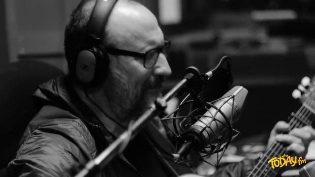 Colin Hay (Men at Work) - Down Under (Today FM) смотреть онлайн