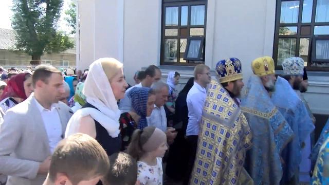 LIVE: Башкан посещает богослужение в церкви села Томай смотреть онлайн