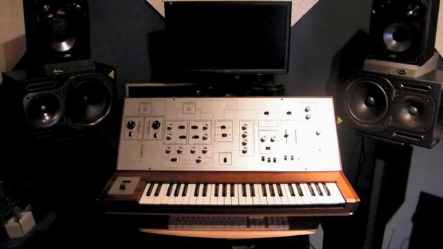 Moog Solo Moog muSonics Sonic V смотреть онлайн