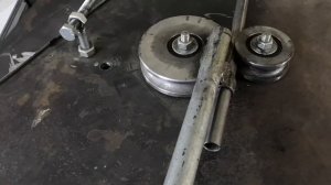 трубогиб своими руками в домашних условиях. как согнуть трубу  под углом 90 градусов.