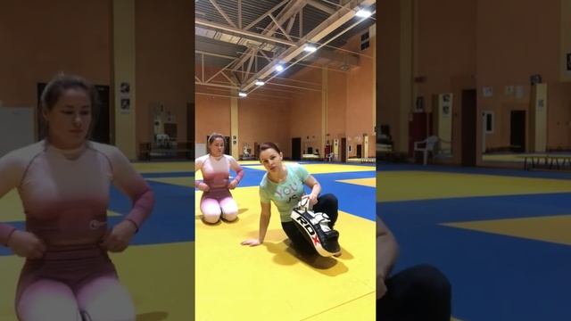 Подвижные игры с детьми смотреть онлайн
