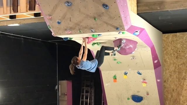 Free Solo Boulderama 2020 Maja Kramberger смотреть онлайн