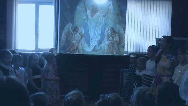 В праздник Светлой Пасхи дети читают стихи смотреть онлайн