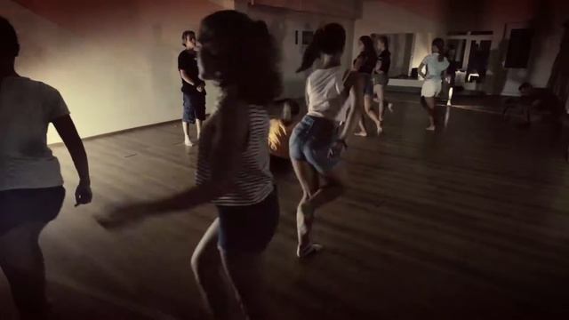 Шаг вперёд в детском лагере (Лагерь) смотреть онлайн
