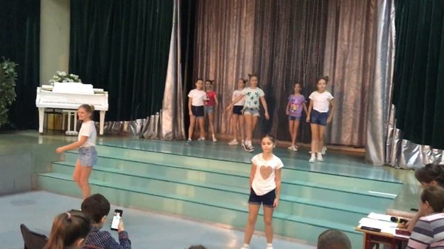 Dance monkey девочки 4й класс смотреть онлайн