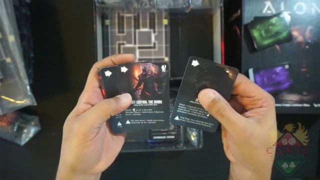 Canje Unboxes Alone смотреть онлайн