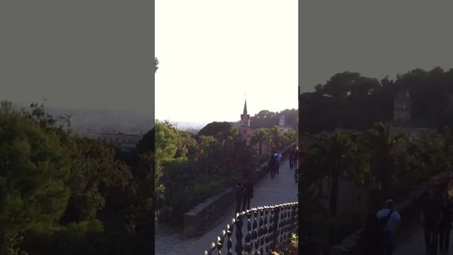 Parc Guell d'Antoni Gaudi - Musiciens - Novembre 2010 смотреть онлайн