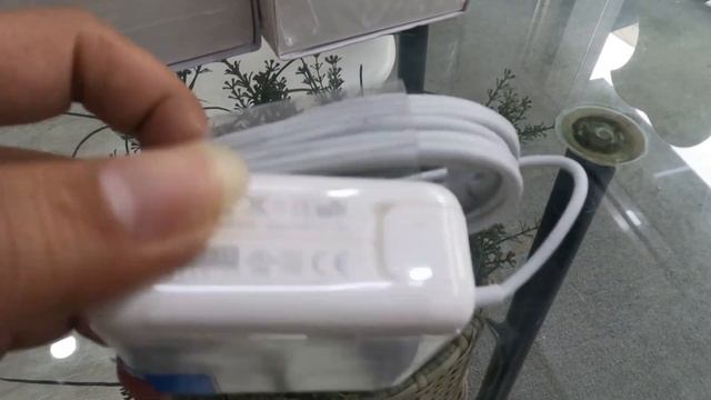 Sạc Macbook Air 13 Inch Model A1466 смотреть онлайн
