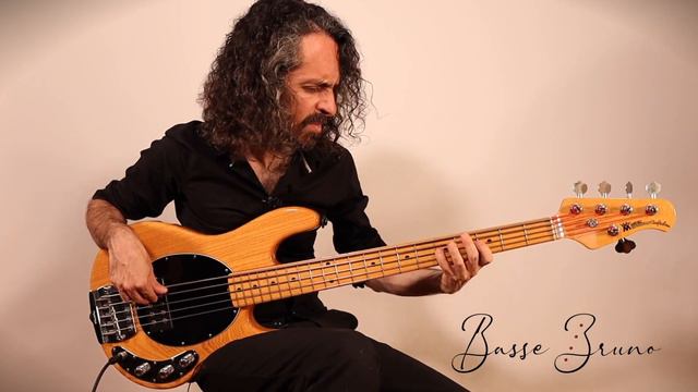 Musicman Stingray Classic V