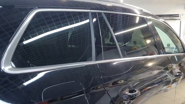 Skoda Kodiaq - тонировка задних стекол пленкой LLumar 95 смотреть онлайн