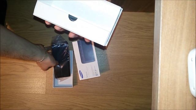 Samsung Level Box mini Unboxing смотреть онлайн