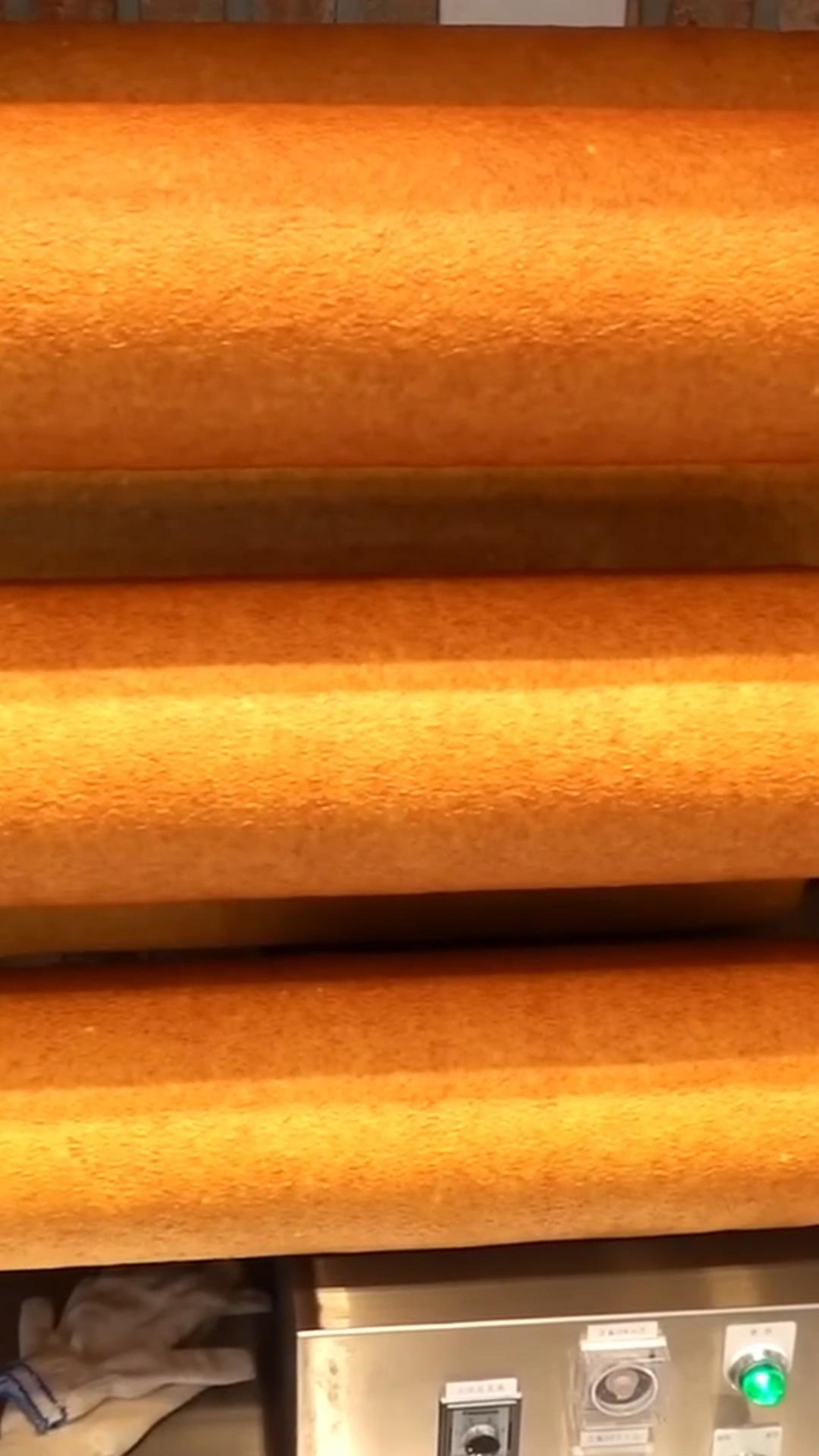 Приготовление традиционного 23-слойного торта Баумкухен #торт #корея #shorts смотреть онлайн