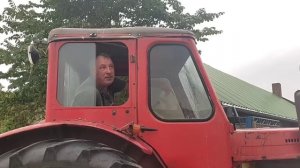 Советский трактор "Беларус МТЗ 50" у Андрея в Германии. Заготовка дров.