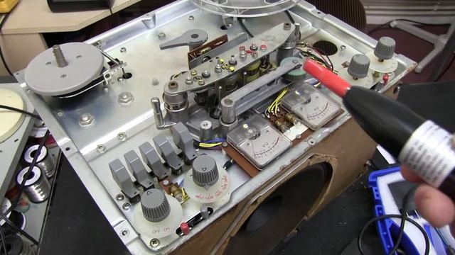 How to Degauss and how to DC erase tapes. Reel to Reel. смотреть онлайн