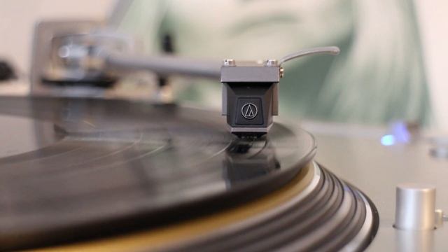 Eva_Cassidy_-_Ain_t_No_Sunshine__2014_Vinyl_LP__-_Technics_1.mp4