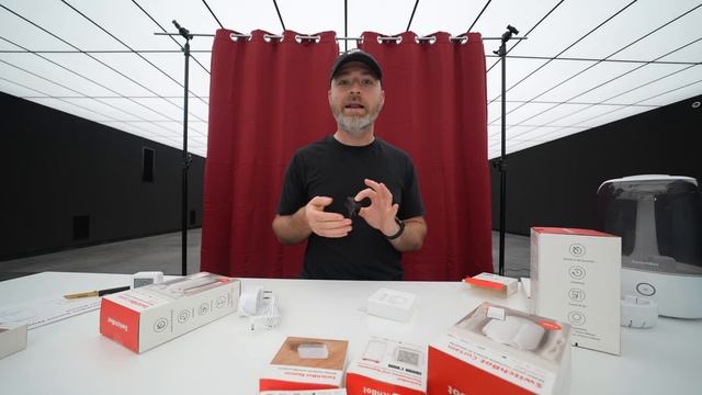 This Tiny Robot Will Push Your Buttons... смотреть онлайн