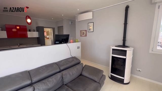 ? Three-room apartment for sale in Sanremo смотреть онлайн