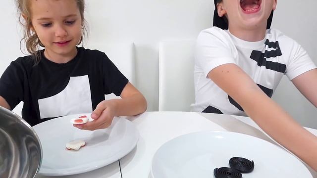 Челлендж Белое или черное от Макс и Катя смотреть онлайн