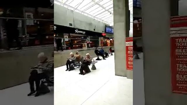 Какой он?-главный жд.вокзал Катовиц смотреть онлайн