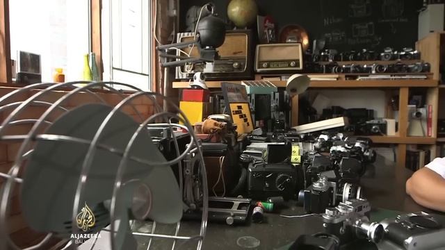 Raste potražnja za klasičnim fotoaparatima смотреть онлайн