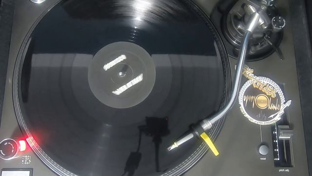 909D1sco - Alien Attakk (Nu disco) смотреть онлайн