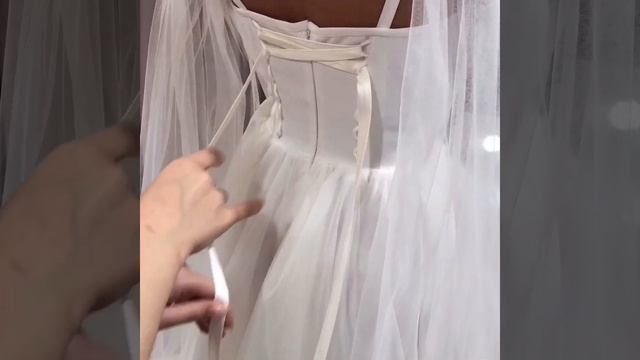 Как шнуровать свадебное платье? смотреть онлайн