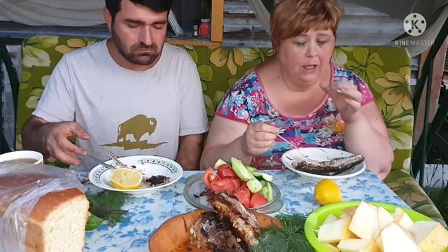 Рыба на мангале/Мукбанг на природе/ смотреть онлайн