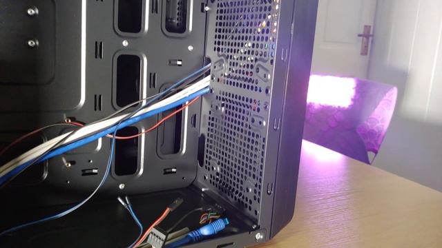 Christmas Present Idea For CHEAP - AVP Hyperion EV33 MicroATX Cube Computer Case- Overview