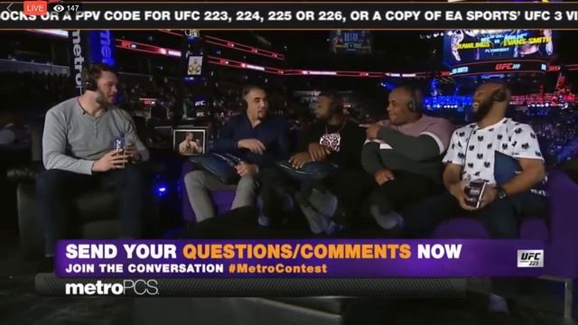 ? Woodley, Cormier, Demetrious React to Conor McGregor's Bus incident prior to UFC 223 смотреть онлайн