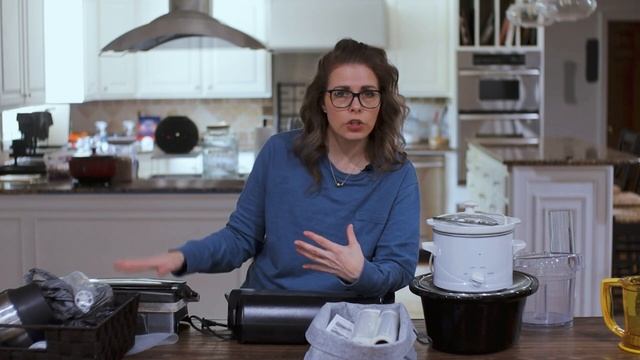Decluttering Kitchen + Getting Rid Of Small Kitchen Appliances + Decluttering Cabinets + Vaclife смотреть онлайн