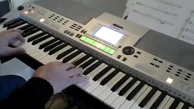 One moment in time.MP4(cover смотреть онлайн