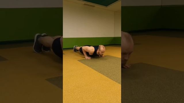 Отжимания/упражнения на трицепс смотреть онлайн