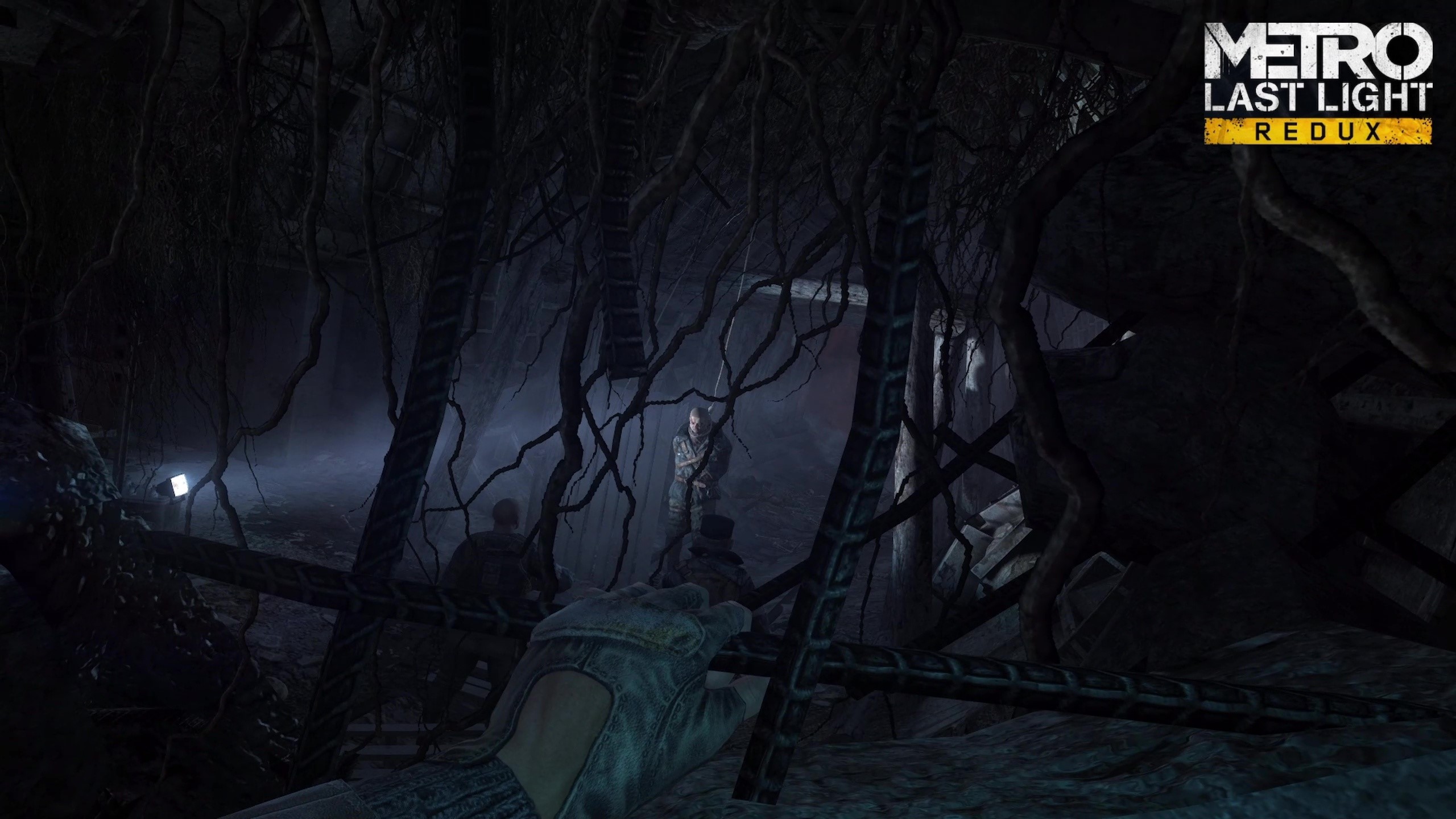 Метро: Луч надежды №3 Спасаем Павла из петли