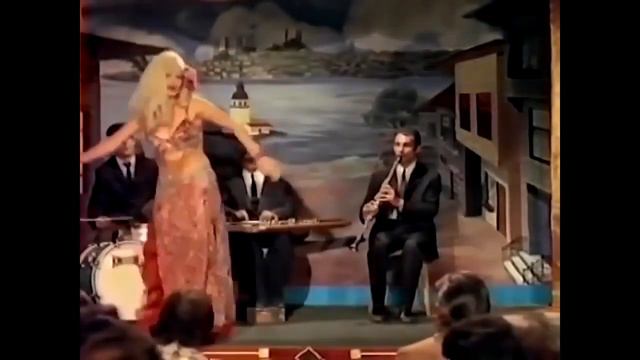 Kasımpaşalı Şaziye O Biçim Konuşurdu! - Gülüm Dalım Çiçeğim | Türkan Şoray смотреть онлайн