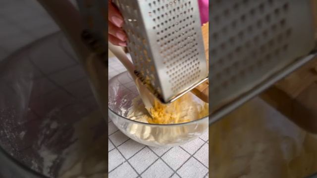 Сырные вафли ? #рецепты #еда #сырныевафли смотреть онлайн